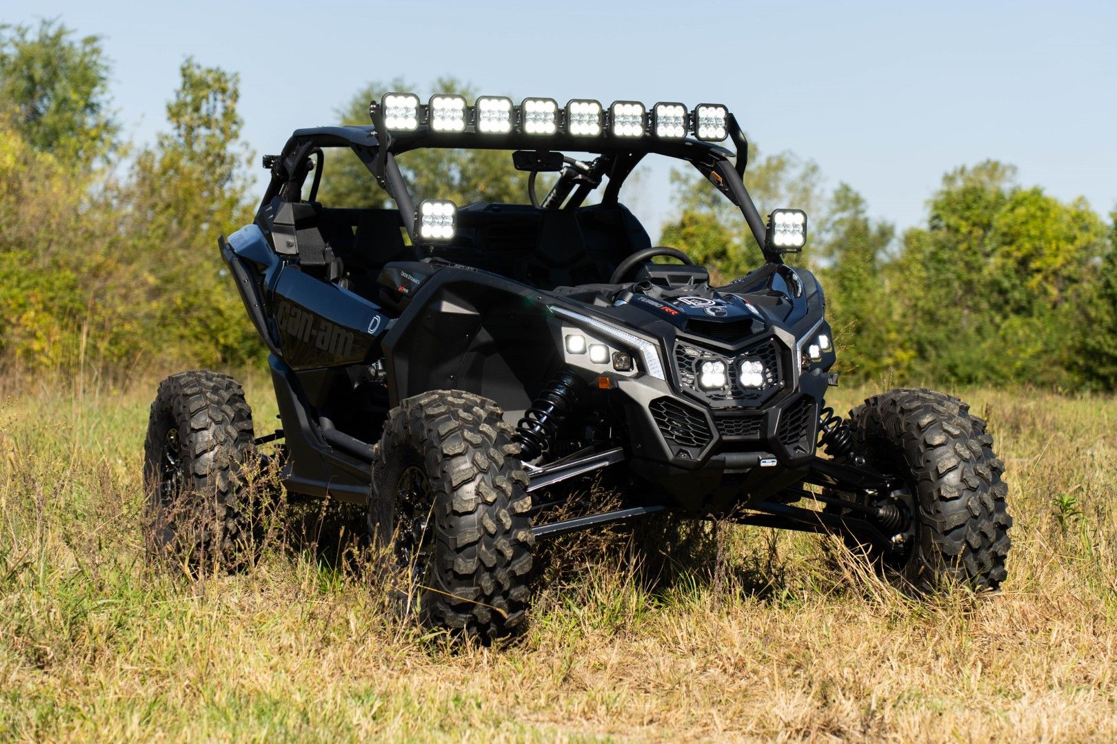Can-Am Maverick X3 2017-2025 avec éclairage LED Diode Dynamics Stage Series