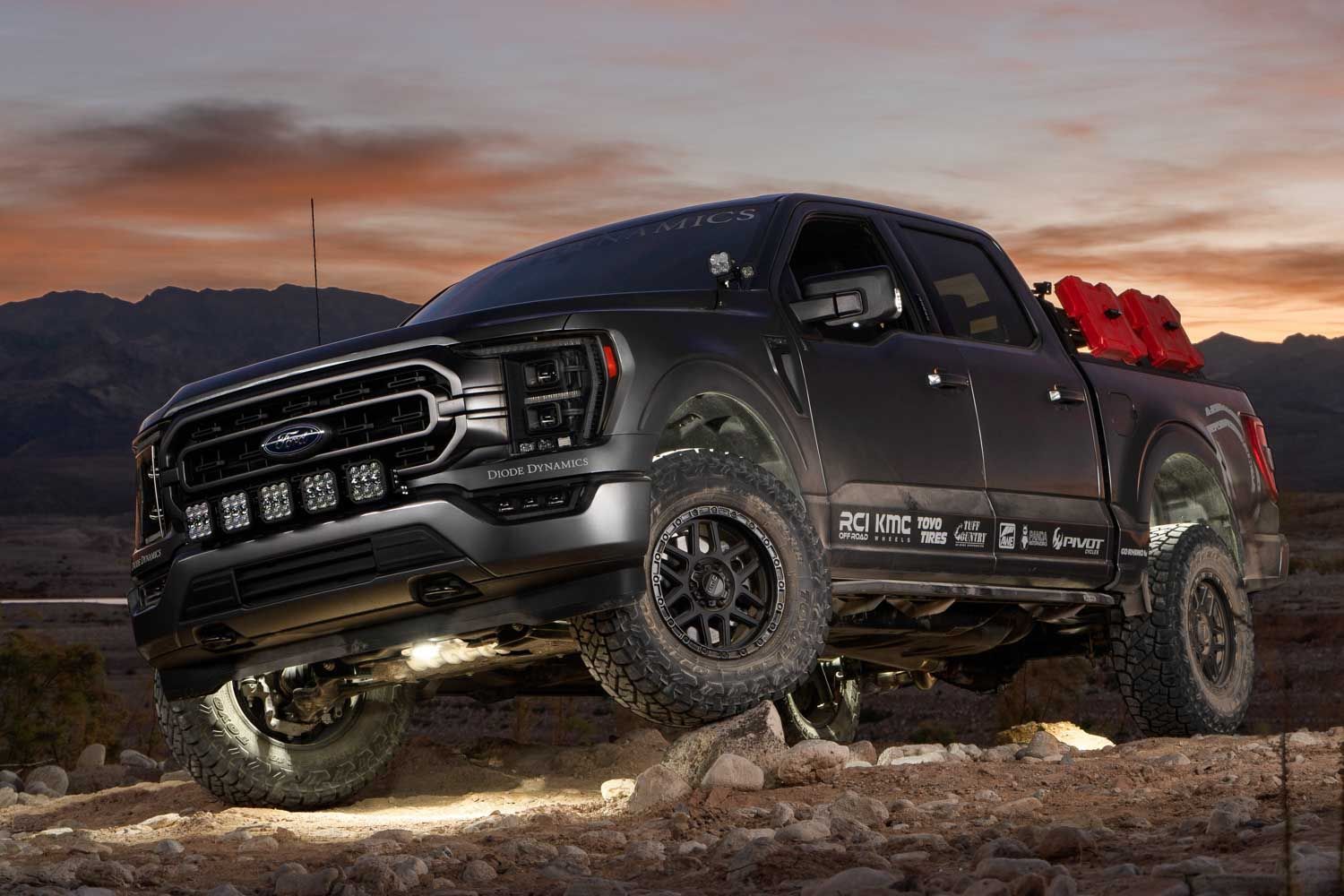 Stage Series: The Best LED Rock Lights for Trucks
