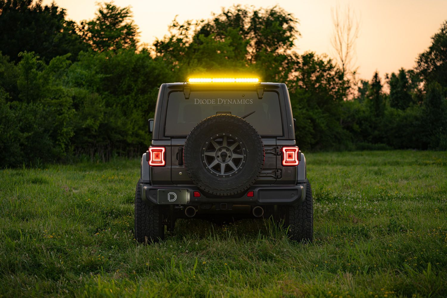 Jeep JL Wrangler with Diode Dynamics Rear Hardtop LED Light Bar Kit installed.