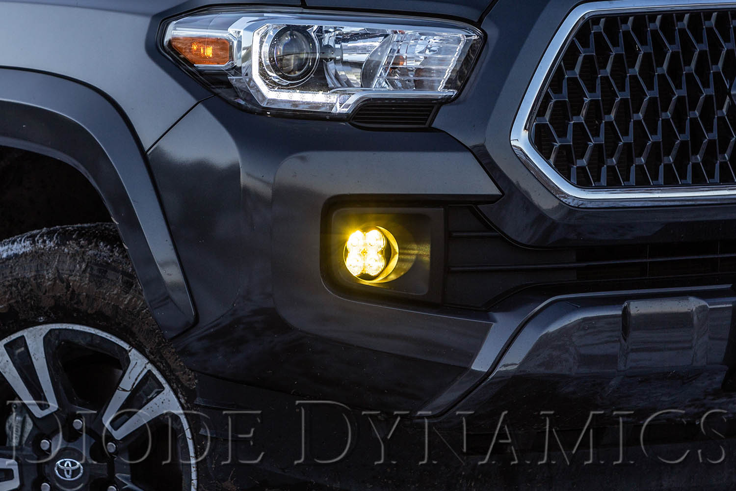 Diode Dynamics SS3 LED Fog Light Kit compatible with Toyota Tacoma 2016-2022 White SAE/DOT Fog Max with Backlight 