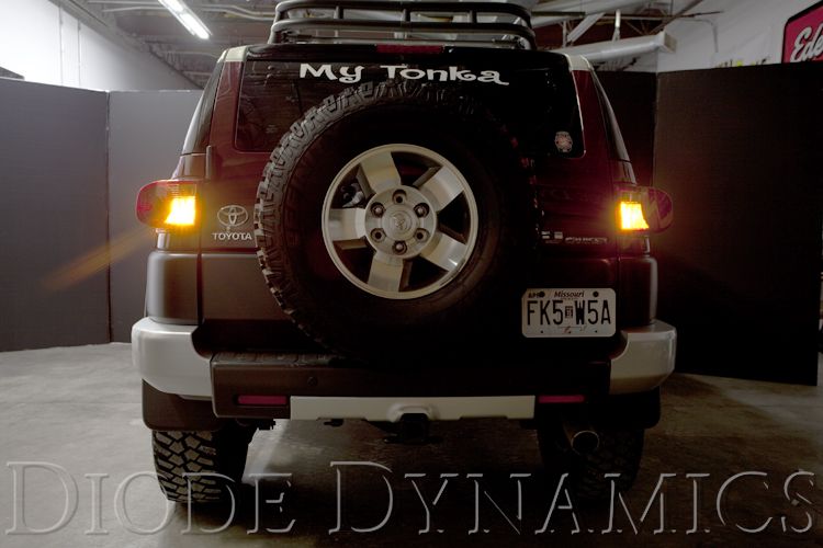 fj cruiser front turn signal bulb