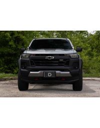Chevrolet Colorado 2023 with ditch lights turned on front view